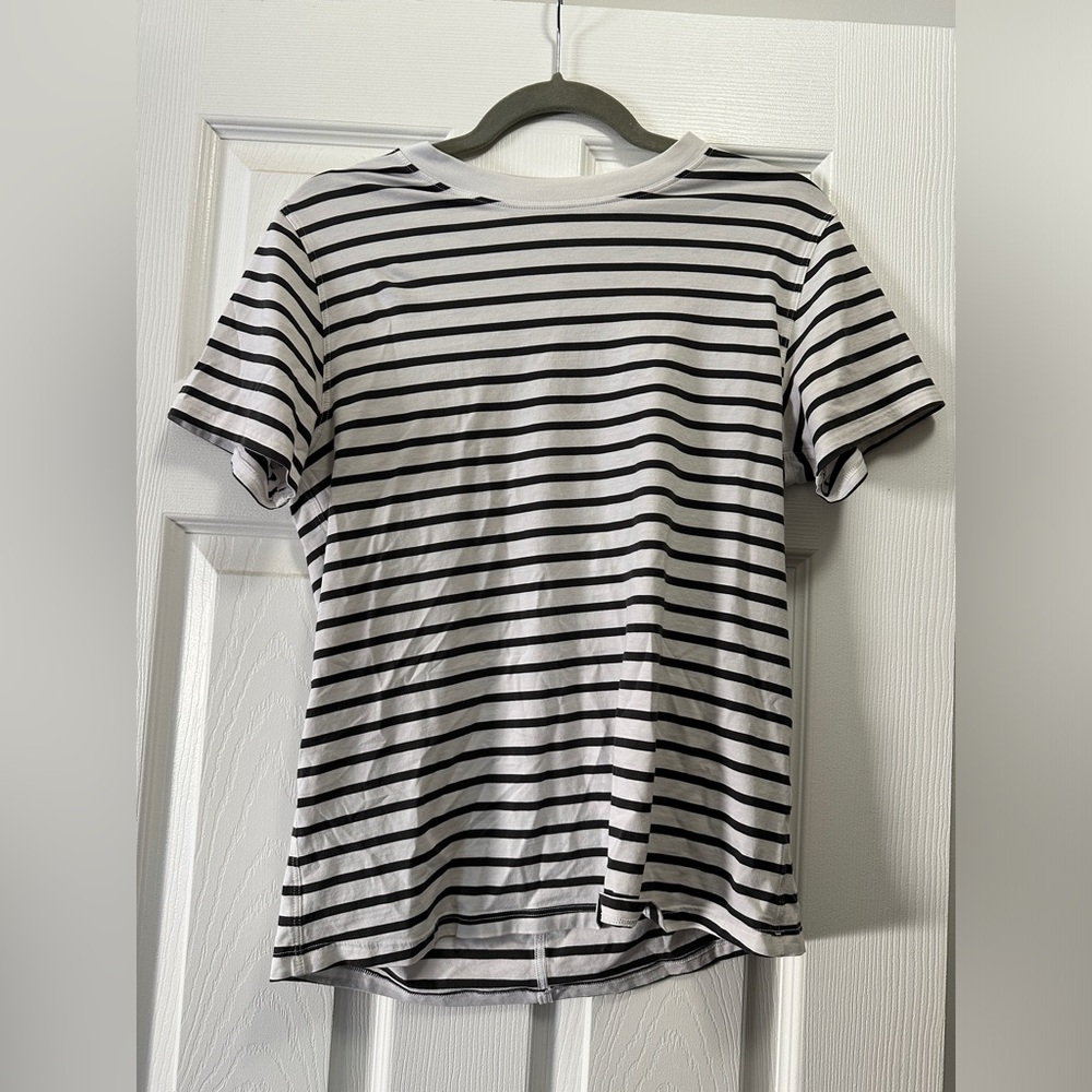 Lululemon Everyday T shirt